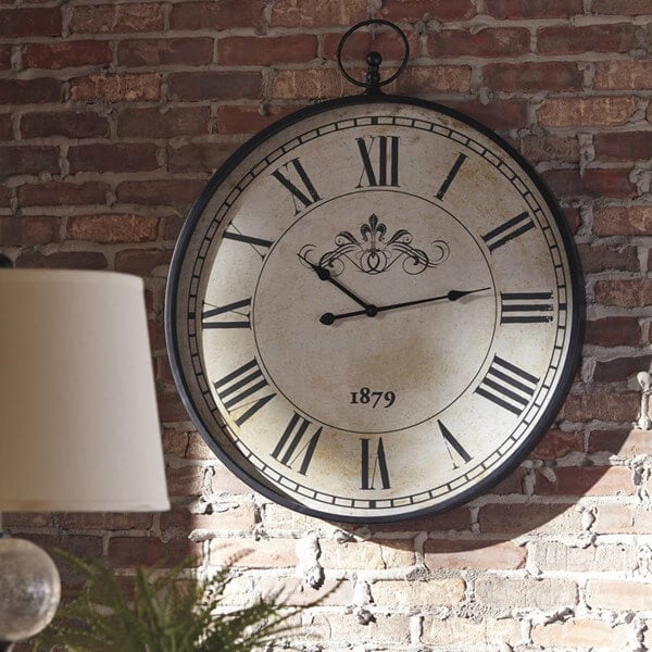 decor with wall clock