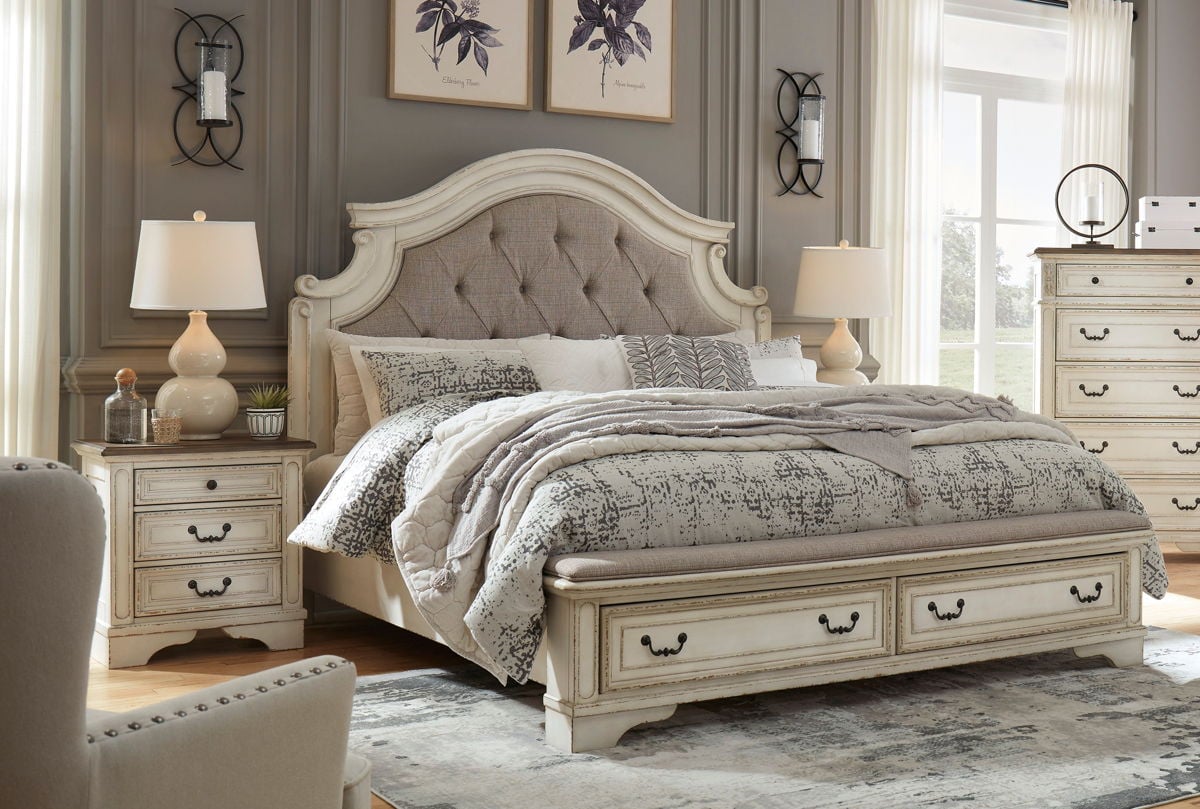 ashley furniture realyn white 2pc bedroom set with cal king