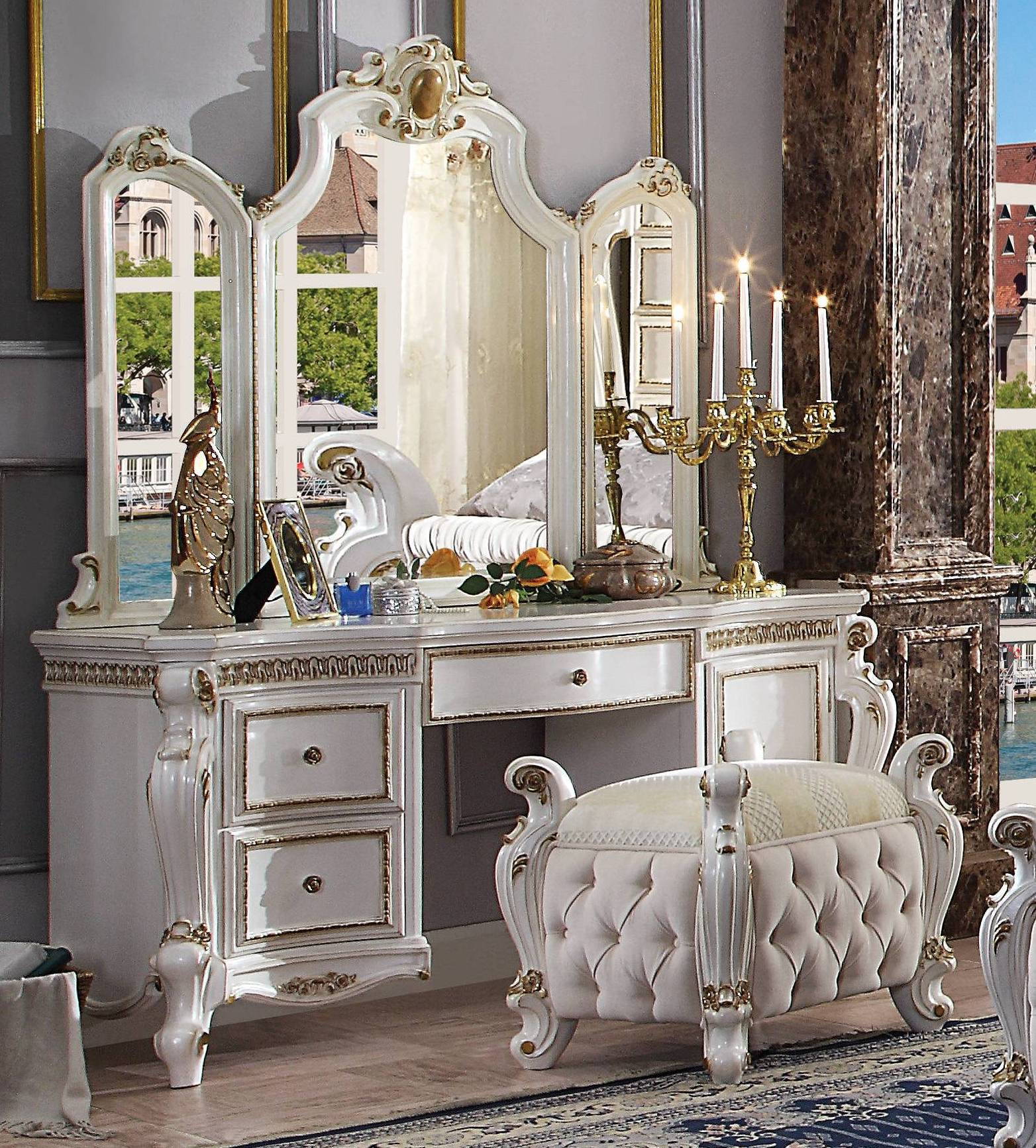 Acme Furniture Picardy Antique Pearl Vanity Set