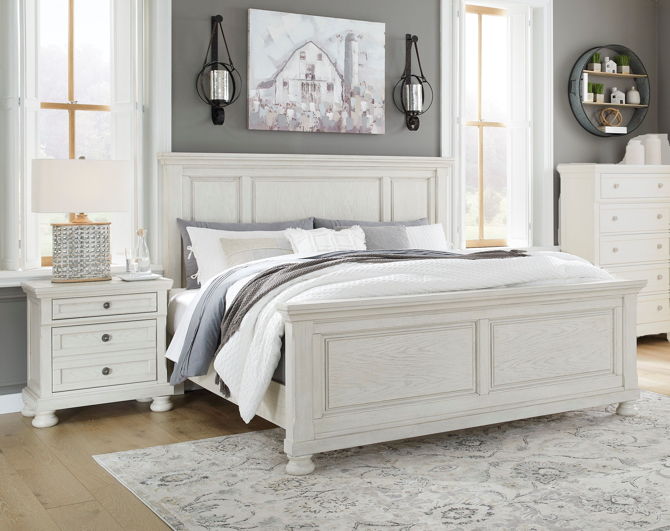 Ashley Furniture Robbinsdale Antique White 2pc Bedroom Set With Queen Panel...