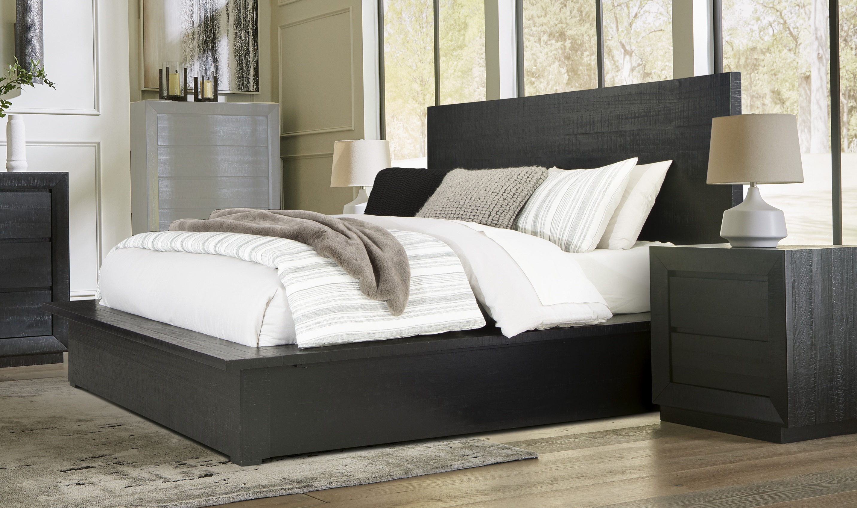 Ashley Furniture Londer Black 2pc Queen Panel Bedroom Set
