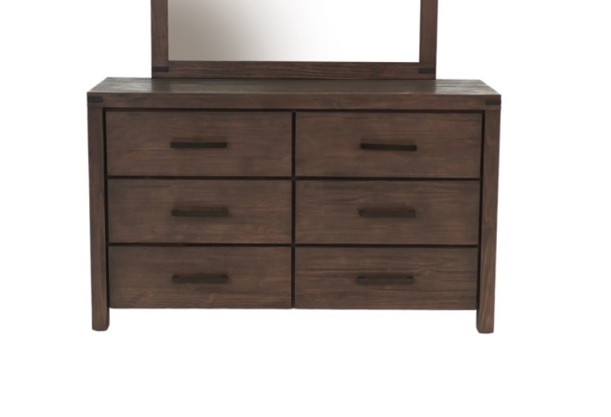 DRESSER