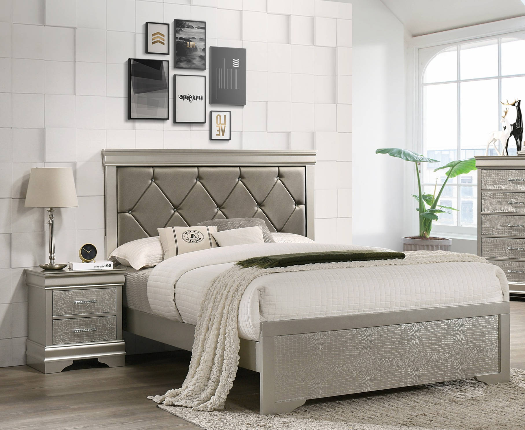 Crown Mark Amalia Champagne Silver 2pc Bedroom Set With Queen Bed