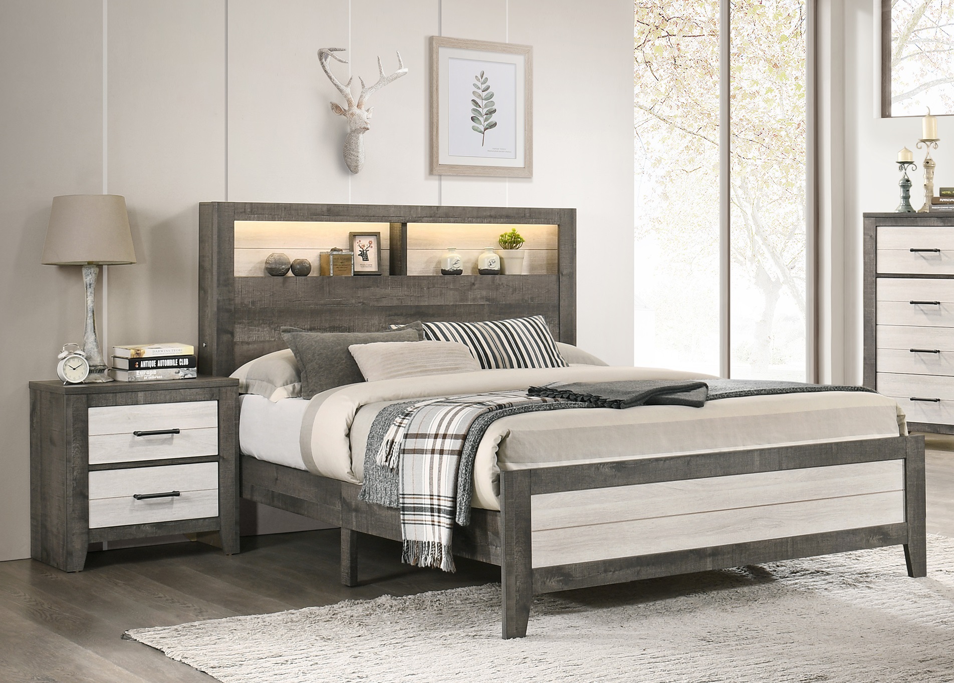 Crown Mark Rhett 4pc Bedroom Set with King Bed