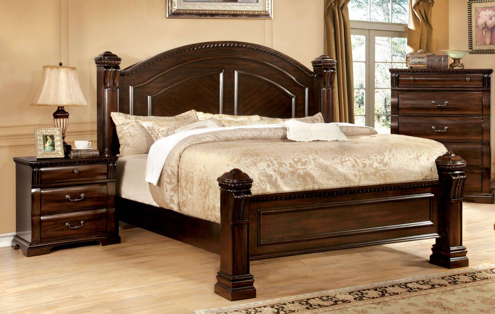Furniture of America Burleigh Poster Bed - Thumbnail 2