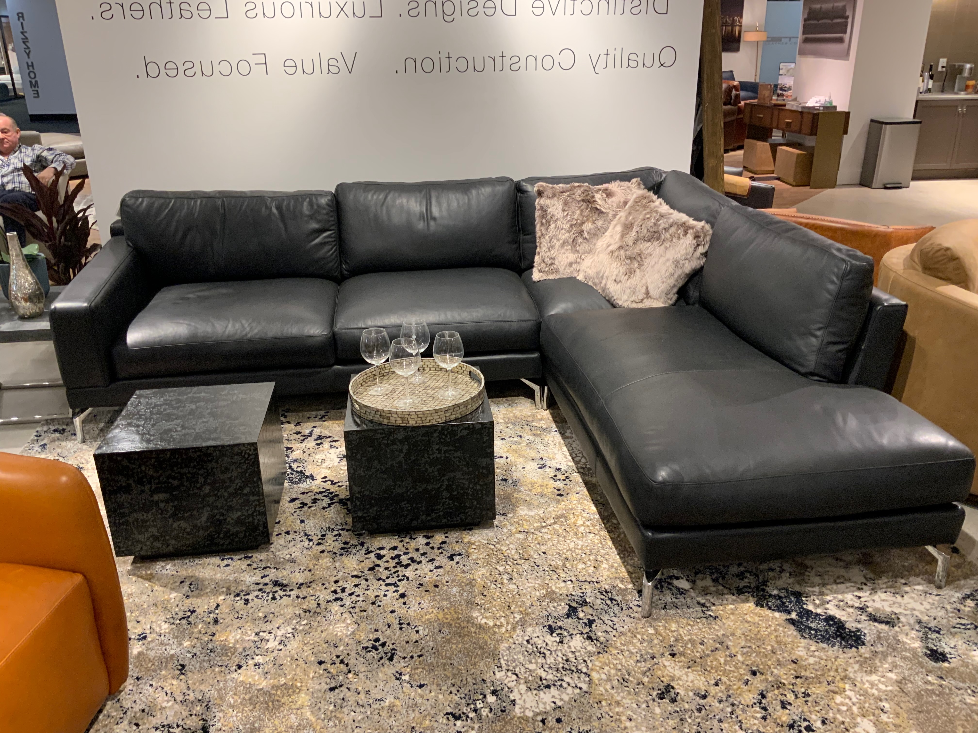 GTR Montreal Onyx Leather Right Arm Facing Chaise Sectional