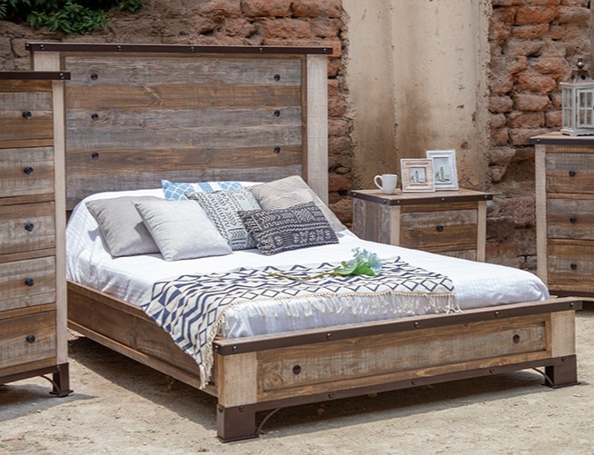 IFD Antique Queen Bed