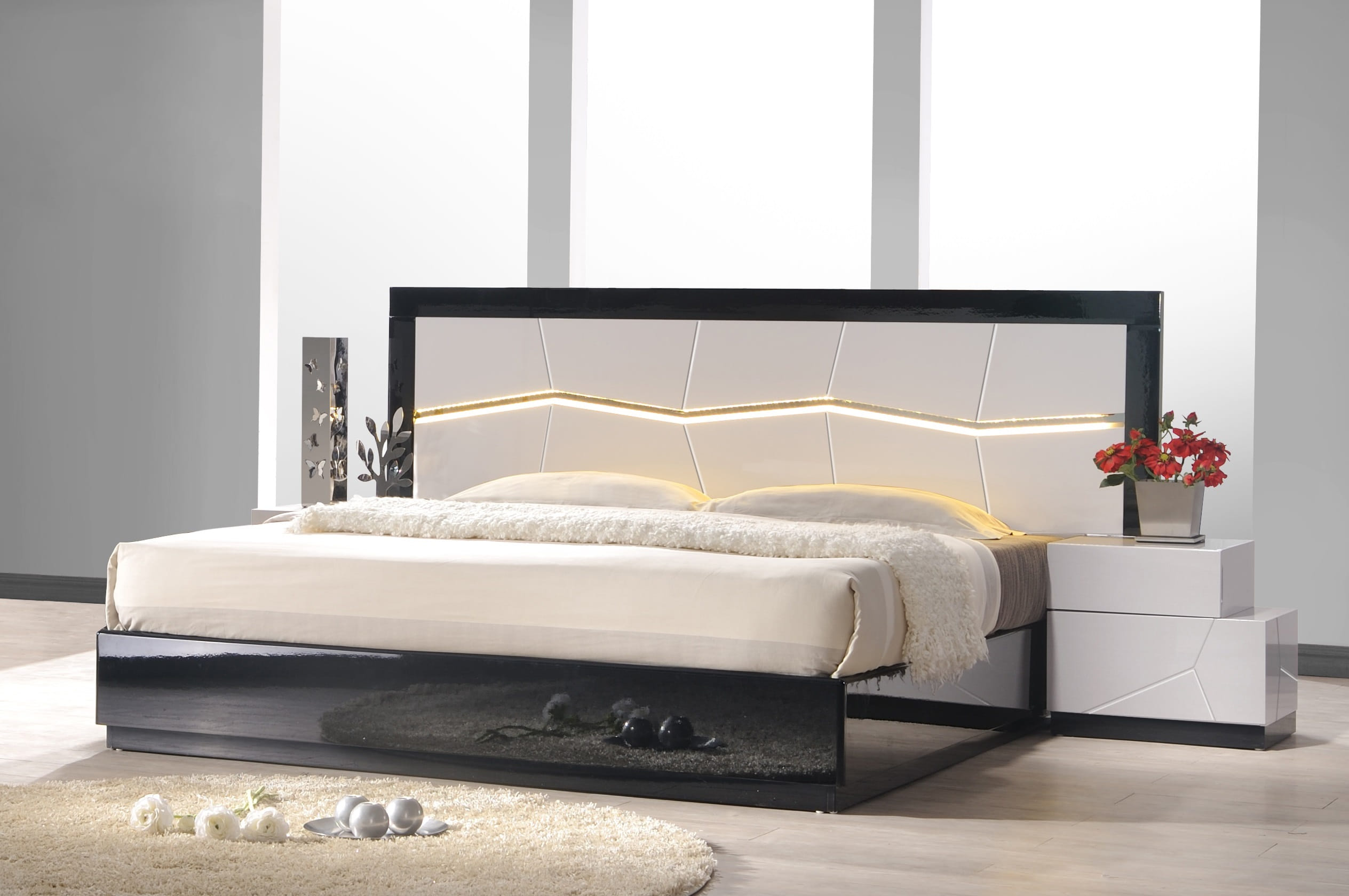 JNM-Turin3pc-SET.jpg