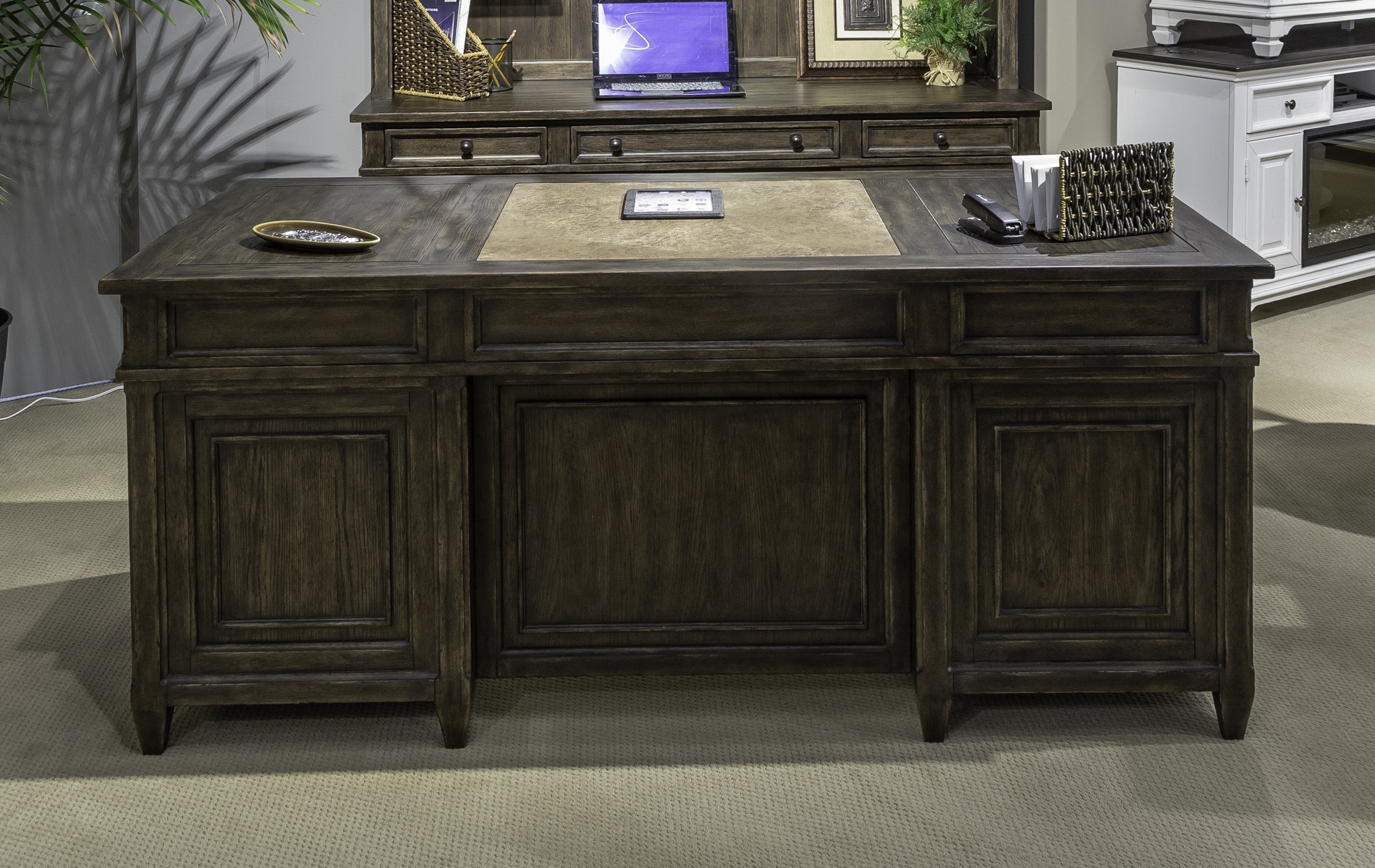 Liberty Paradise Valley Saddle Brown Executive Desk