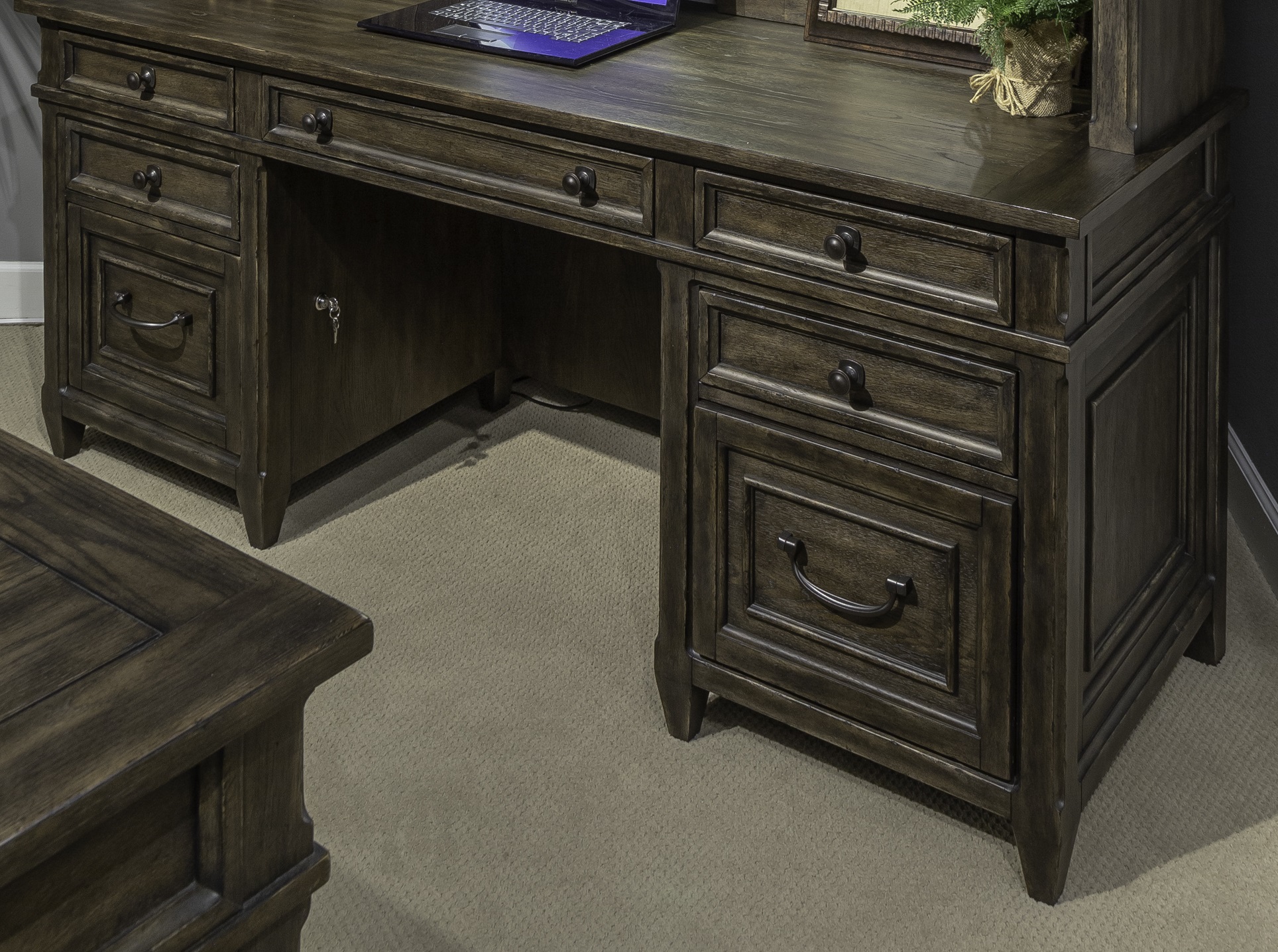 Executive Credenza Base