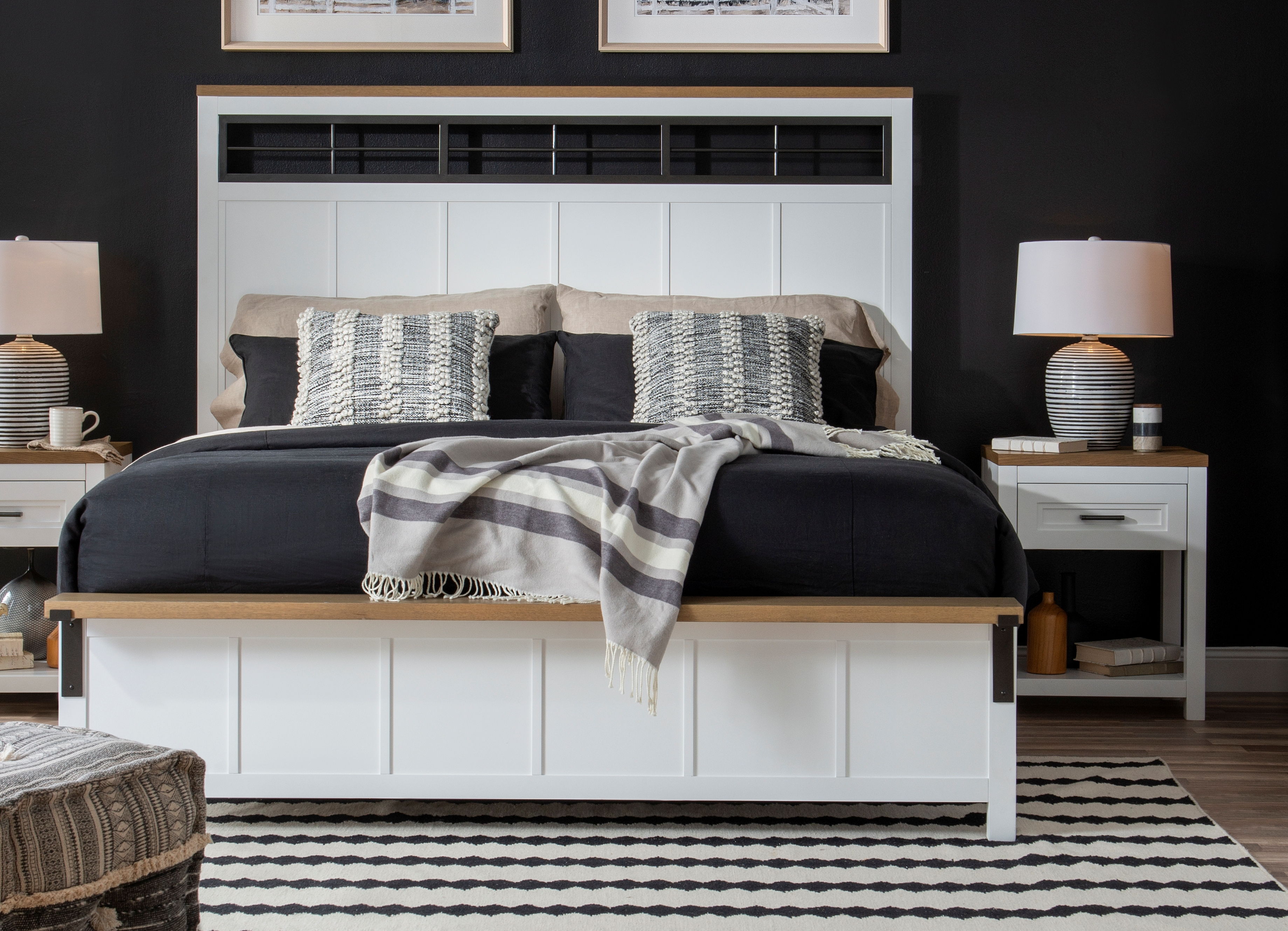 Legacy Furniture Franklin Natural White 2pc Bedroom Set with Queen Bed