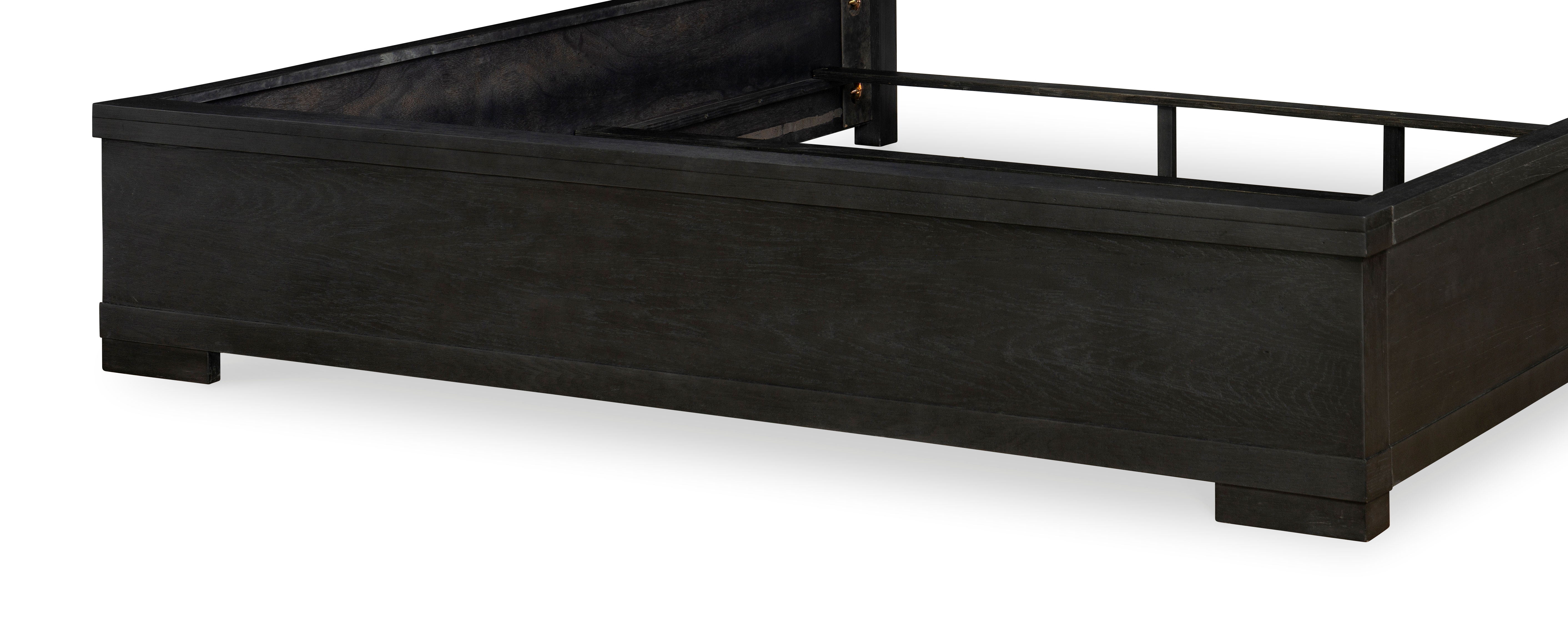 Panel Footboard Queen 5/0 Dark Oak Finish