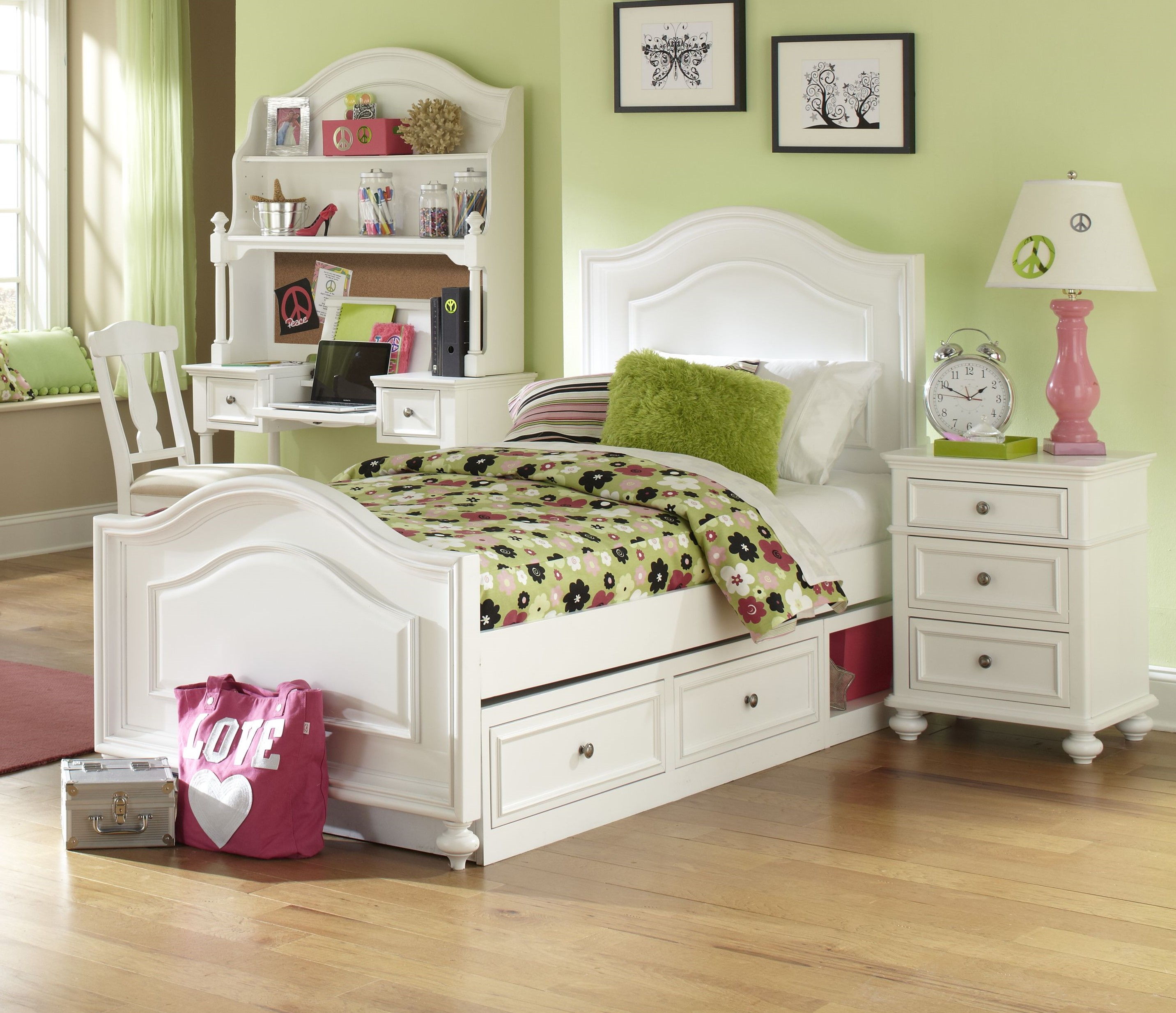 Legacy Kids Madison Natural White 2pc Kids Bedroom Set with Twin Drawer Bed
