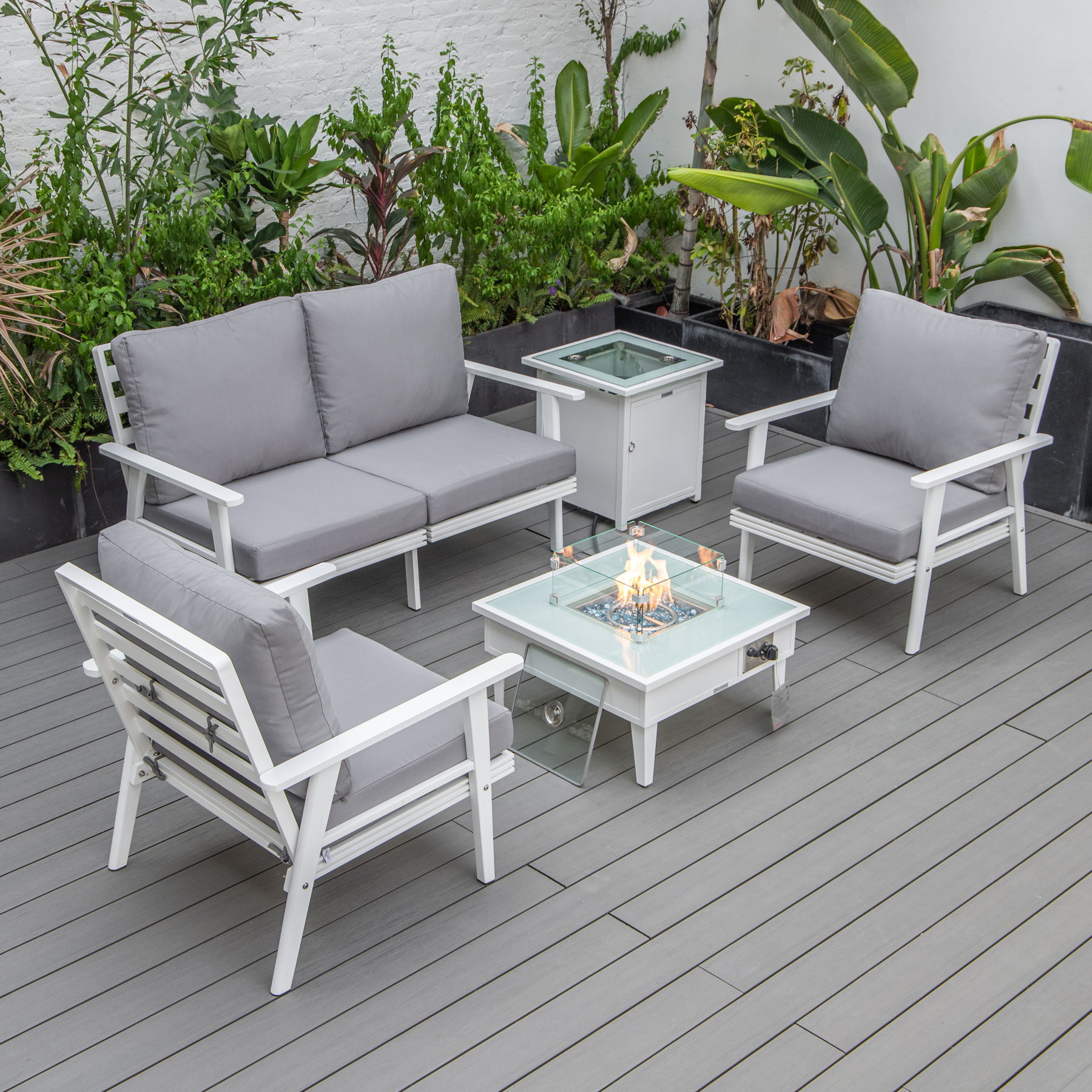 LeisureMod Walbrooke Grey White Patio Conversation 4pc Seating Set Square F...