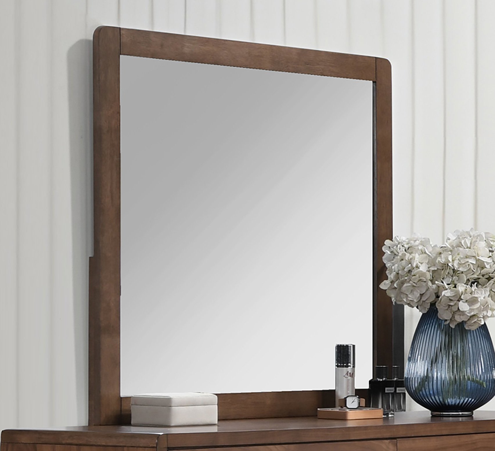 New Classic Furniture Camber Brown Mirror