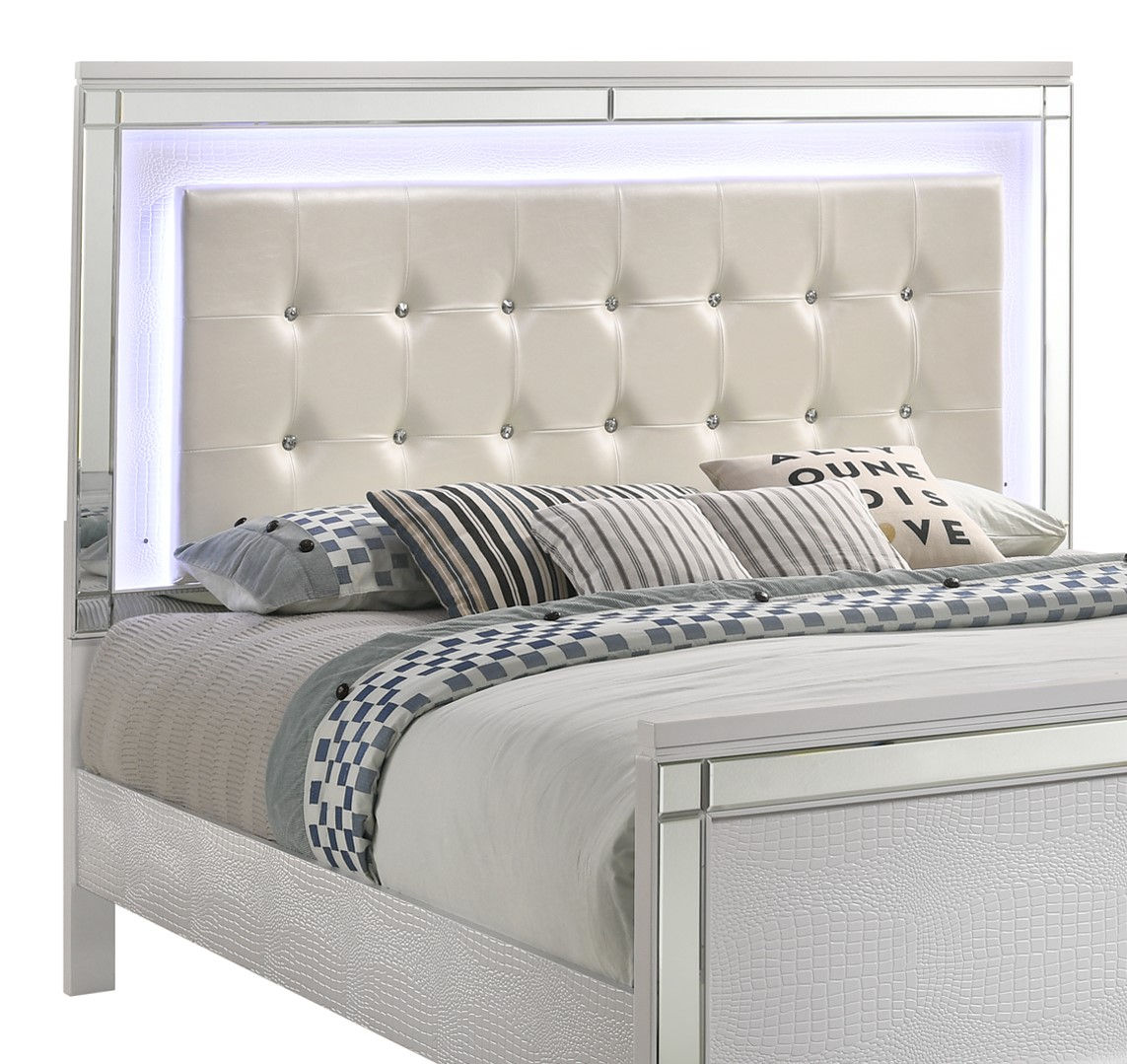 Valentino 5/0 Q Lighted Headboard-White
