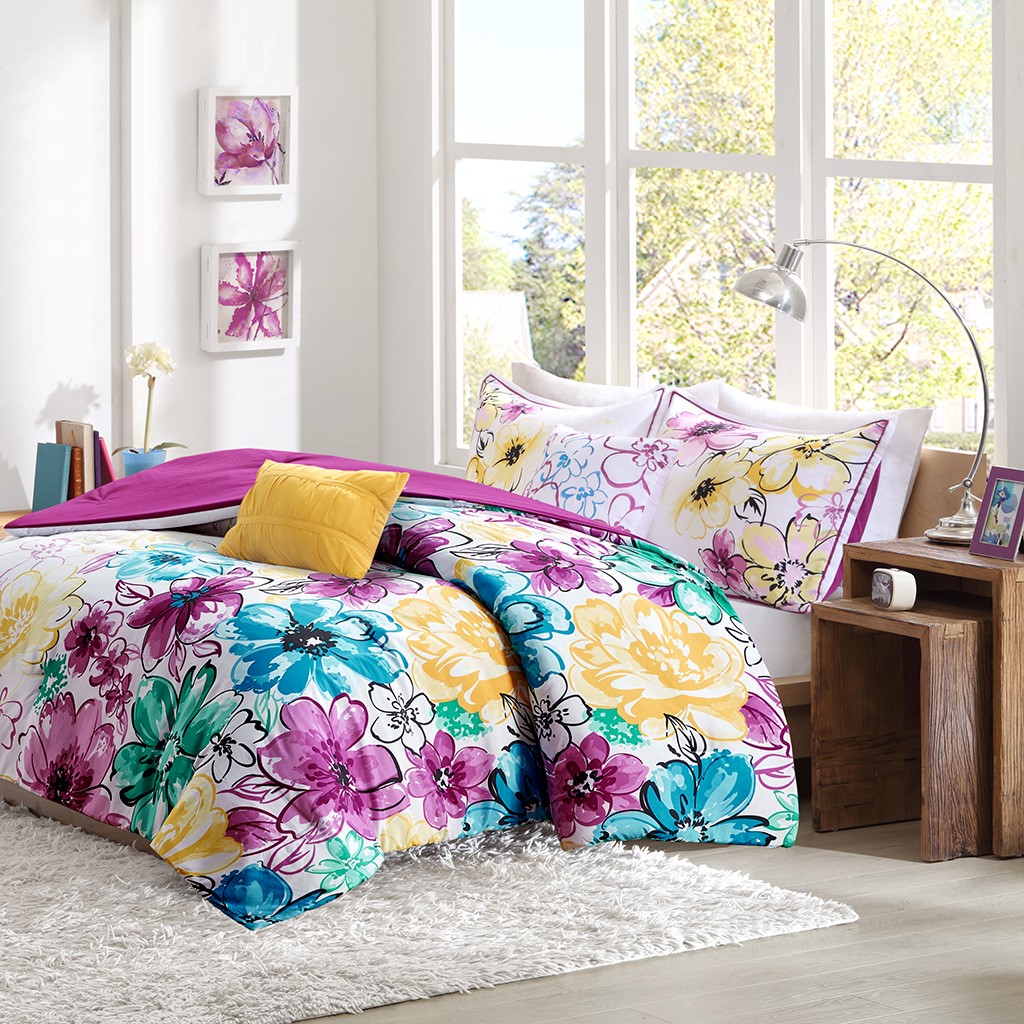 Olliix Intelligent Design Olivia Blue Full Queen Floral Comforter Set