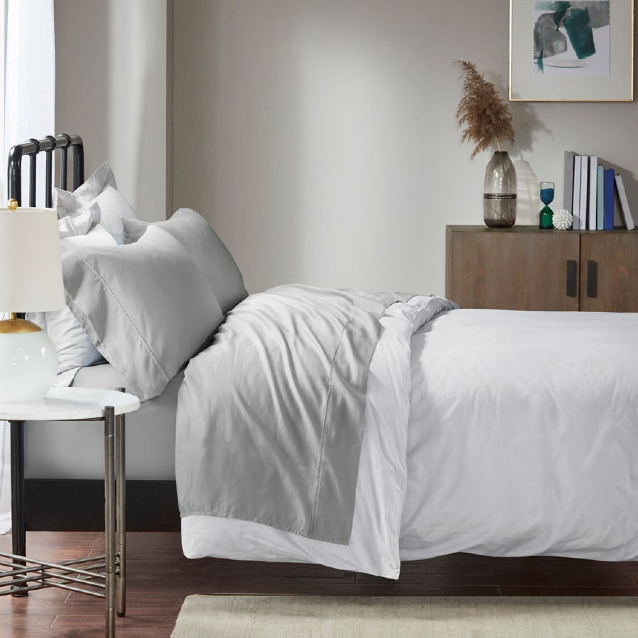 2 Olliix Madison Park 1500 Thread Count Grey Standard Blend Pillowcases