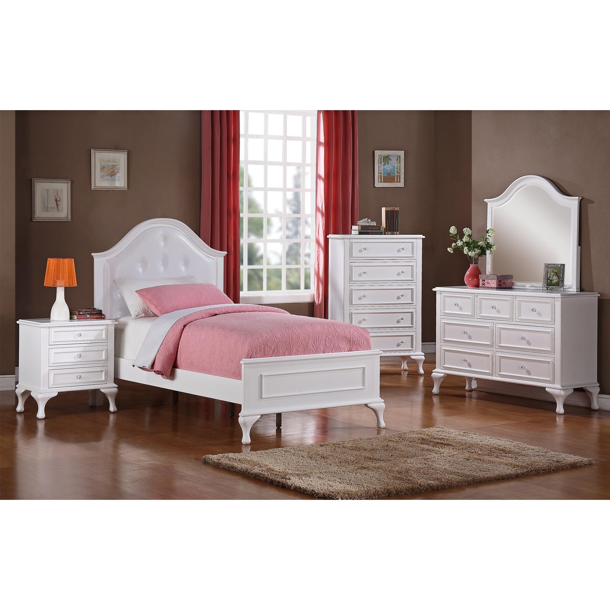 Picket House Jenna White Wood 7 Drawers Dresser